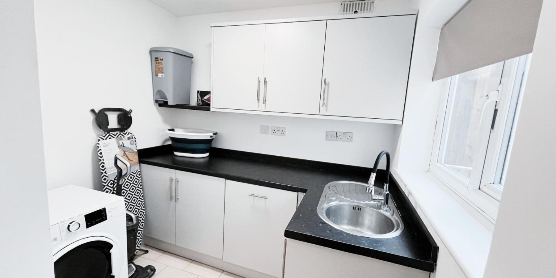 Double Room In Modern House Near Νότιγχαμ Εξωτερικό φωτογραφία